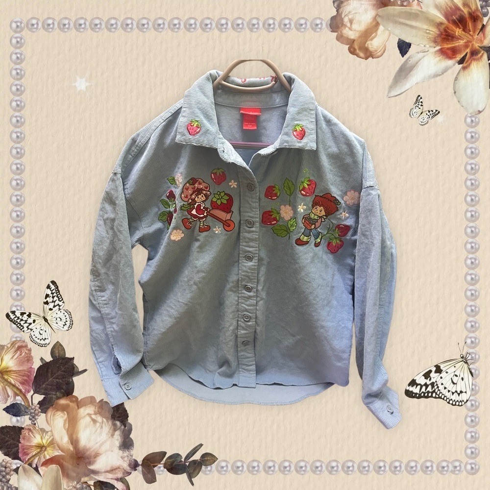 Women’s Blue and Pink Floral Embroidered Button Down Shirt corduroy size S/M
